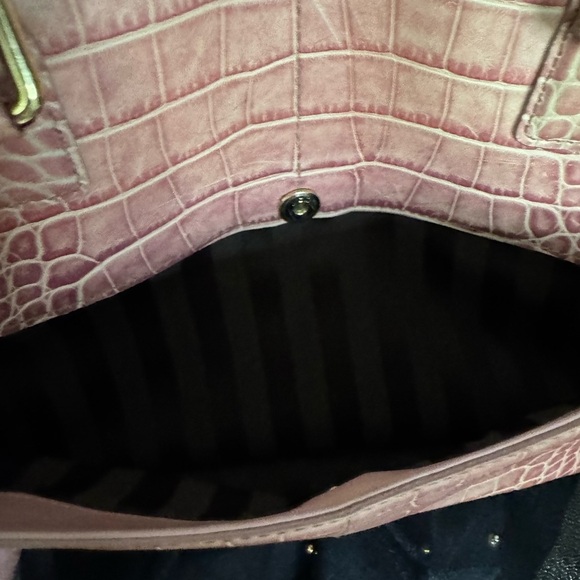 MCM Chic Pink Crocodile-Embossed  Bag - Picture 12 of 15